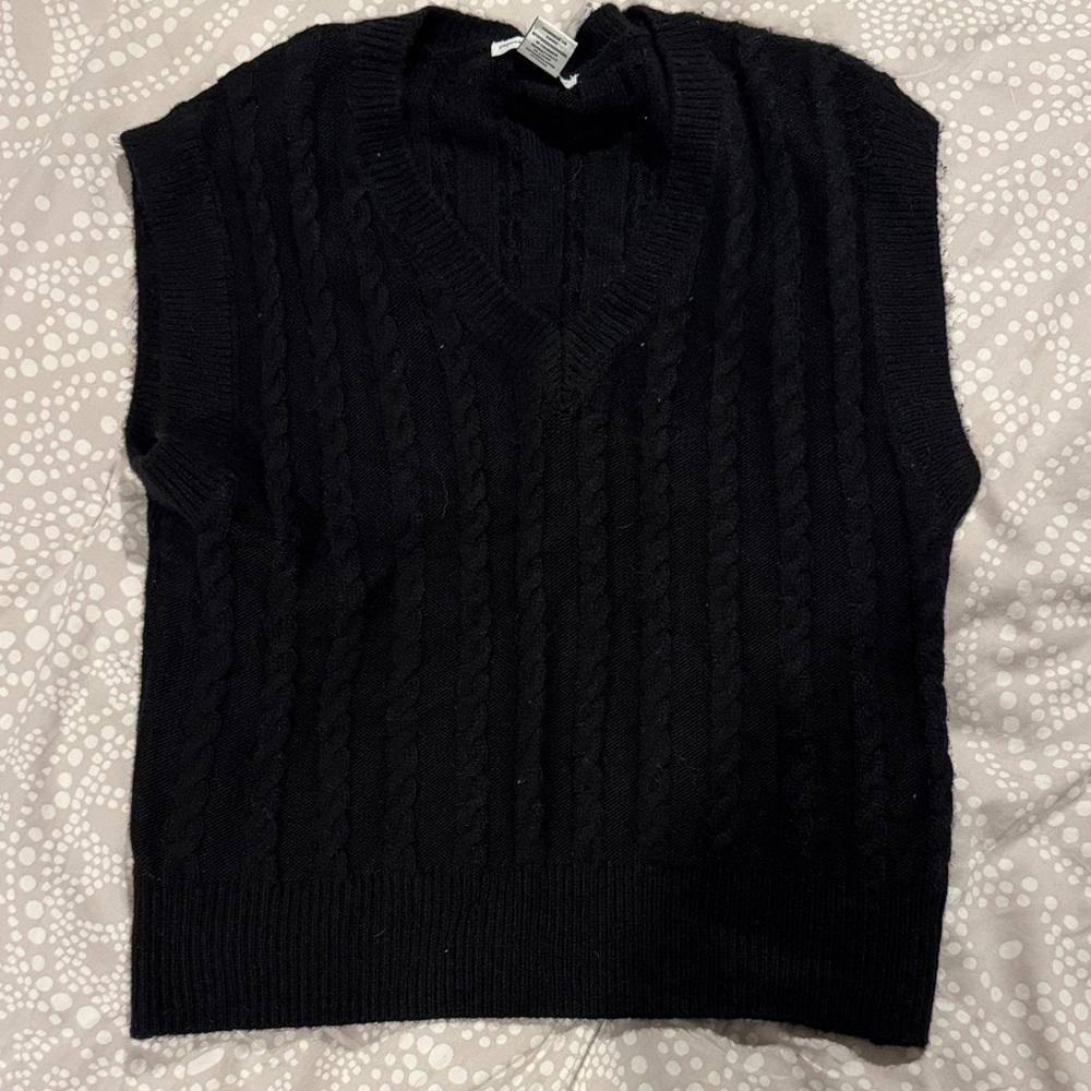 Cupcakes & Cashmere Black Knit Sweater Vest